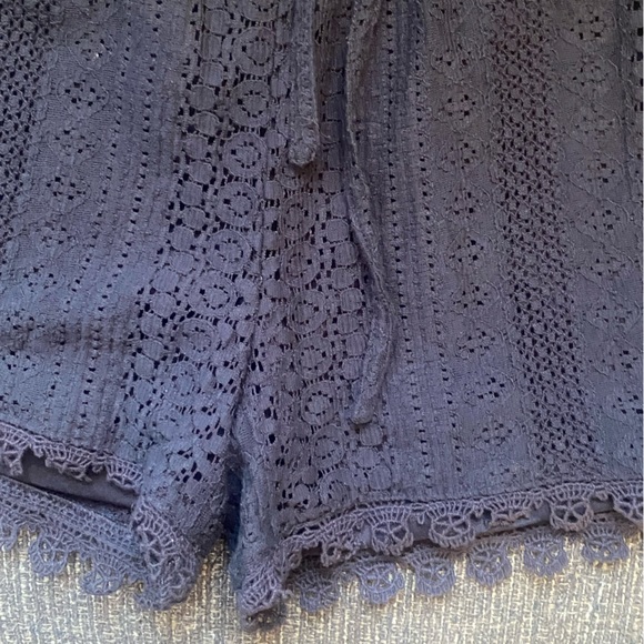 Pigalle Navy Blue Lace High Waist Shorts NWT - Picture 3 of 6